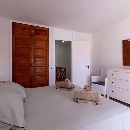Parque Santiago Ii 79 - Two Bed Apartment *