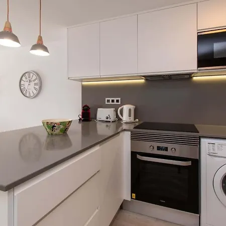 Parque Santiago Ii 79 - Two Bed Apartment *